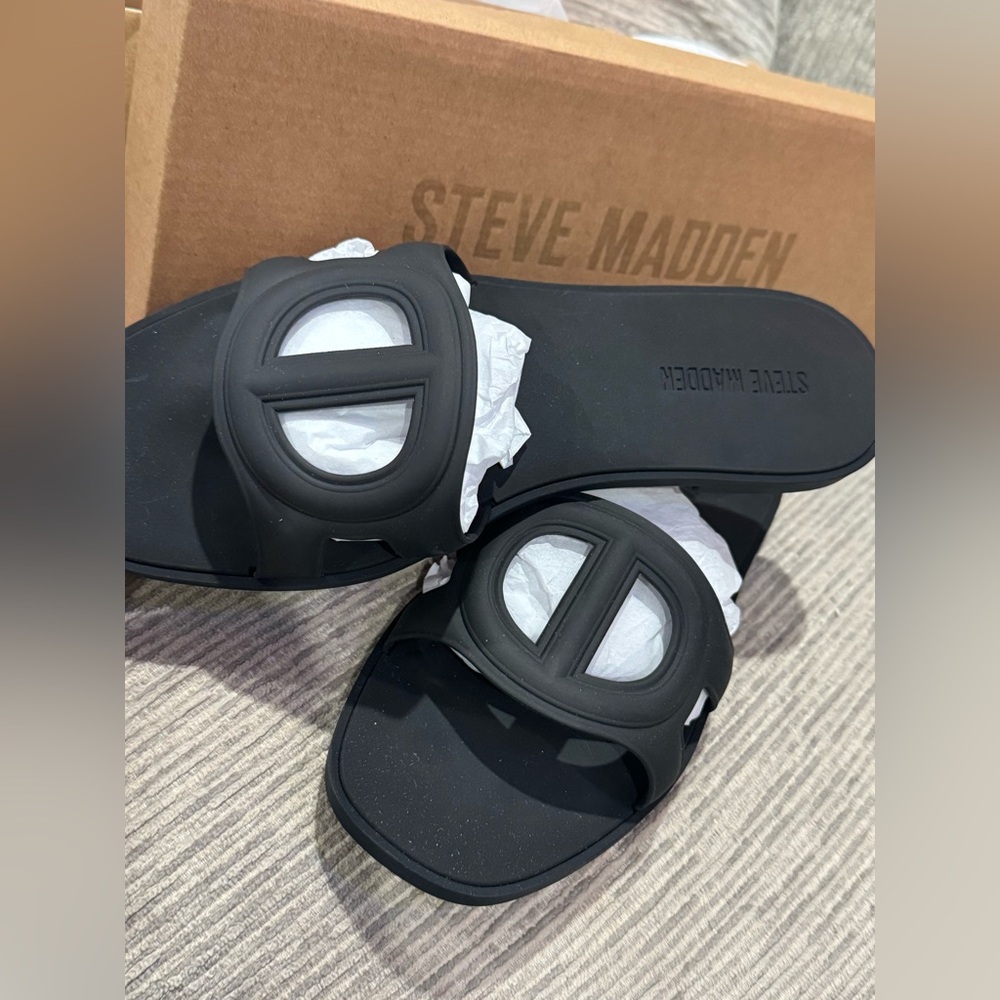 Steve Madden Jellie Black Footwear